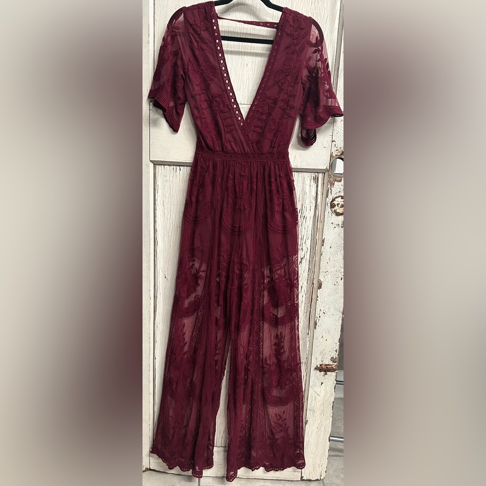 🌺🌺Maroon Lace Maxi Wide Leg Romper🌺🌺 - Picture 5 of 9